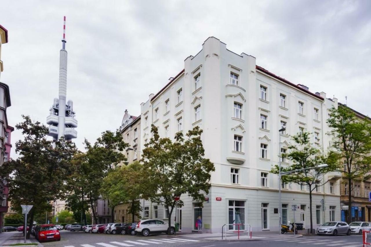 Friendly Apartments In プラハ エクステリア 写真