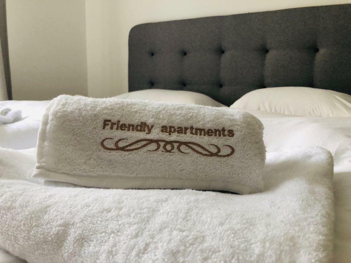 Friendly Apartments In プラハ エクステリア 写真