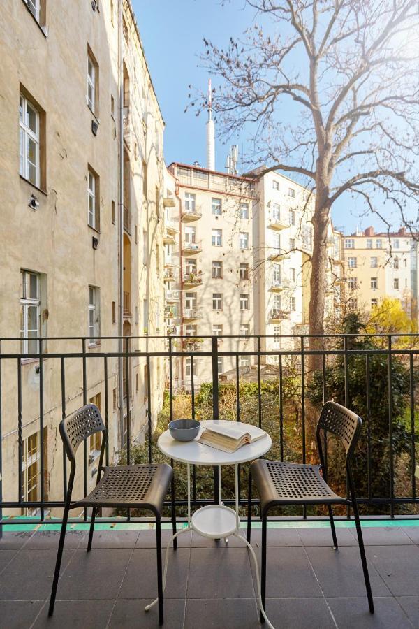Friendly Apartments In プラハ エクステリア 写真
